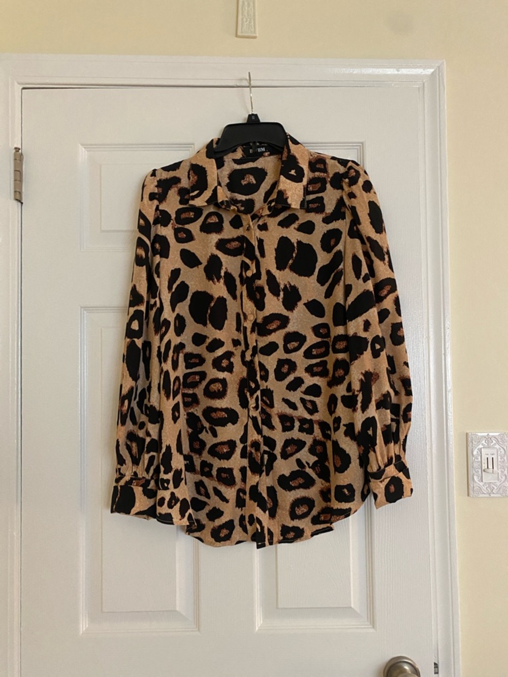 BTFBM Women's Leopard Print Blouse - Black and Tan